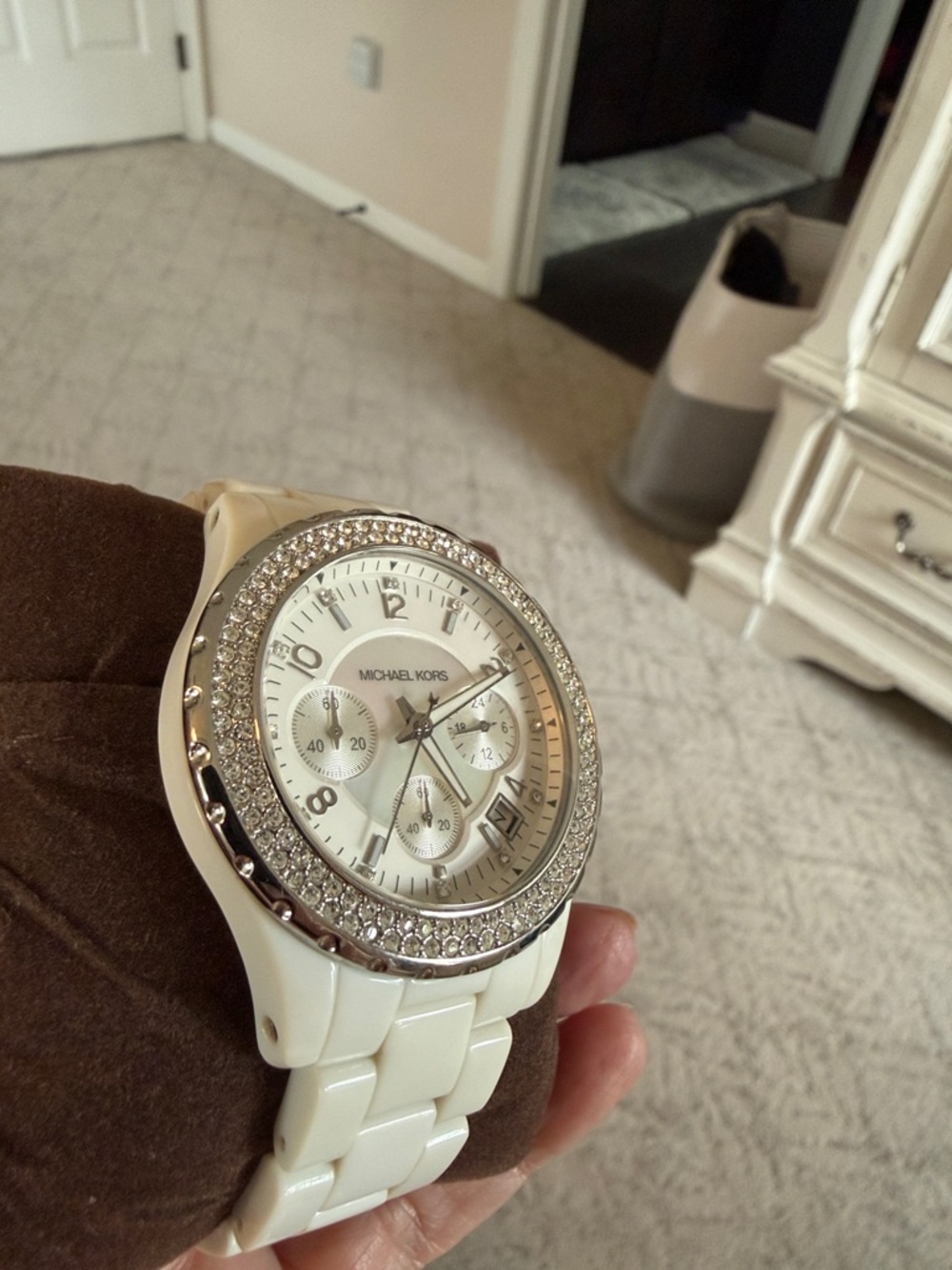 Michael Kors White Crystal-Trim Diamond Chronograph Watch Leather Box Bracelet - Picture 6 of 13